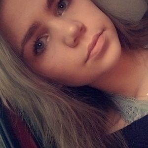 Meet your Posher, Agata